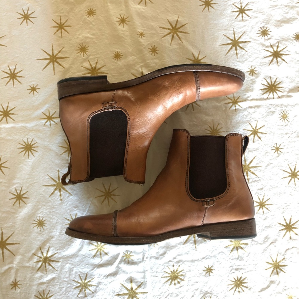 SOLD Sutro Footwear Sharon Hi Chelsea Boots - Size 10 - Honey